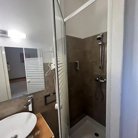 아파트 2 Pour 6 Personnes En A La Nuitee Porto (Corsica)