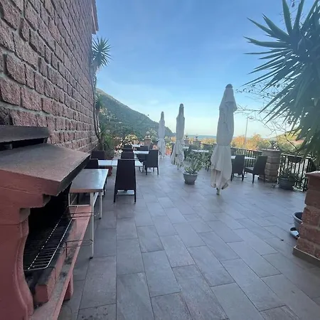 아파트 2 Pour 6 Personnes En A La Nuitee *