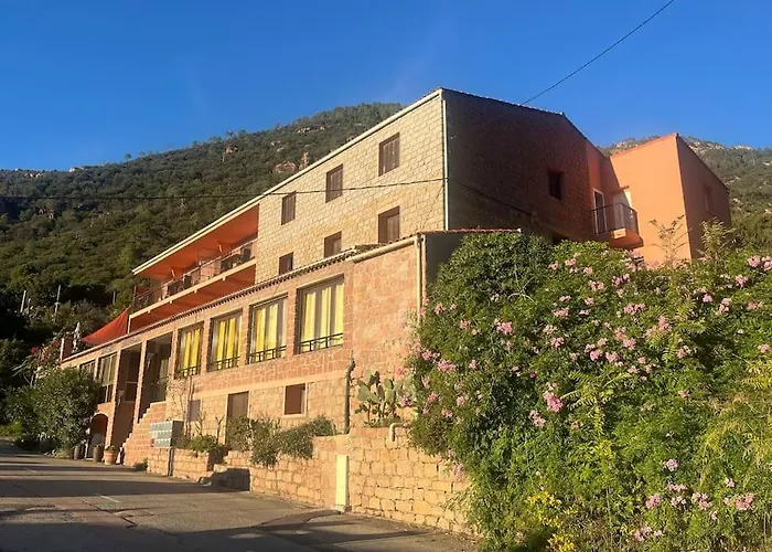 アパート 2 Pour 6 Personnes En A La Nuitee Porto (Corsica)