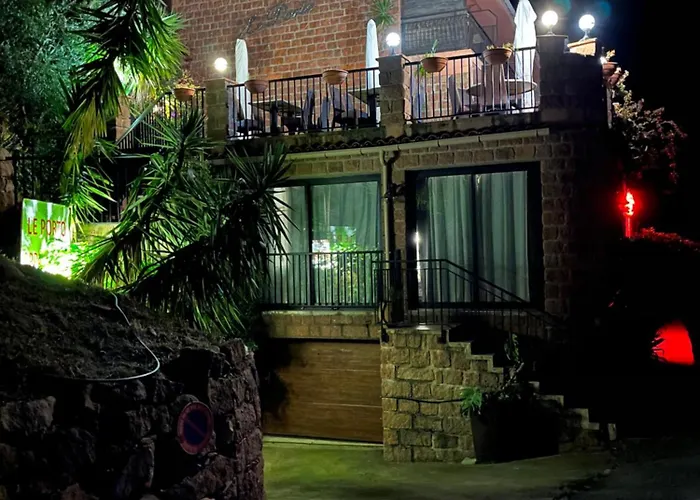 2 Pour 6 Personnes En A La Nuitee Porto (Corsica)